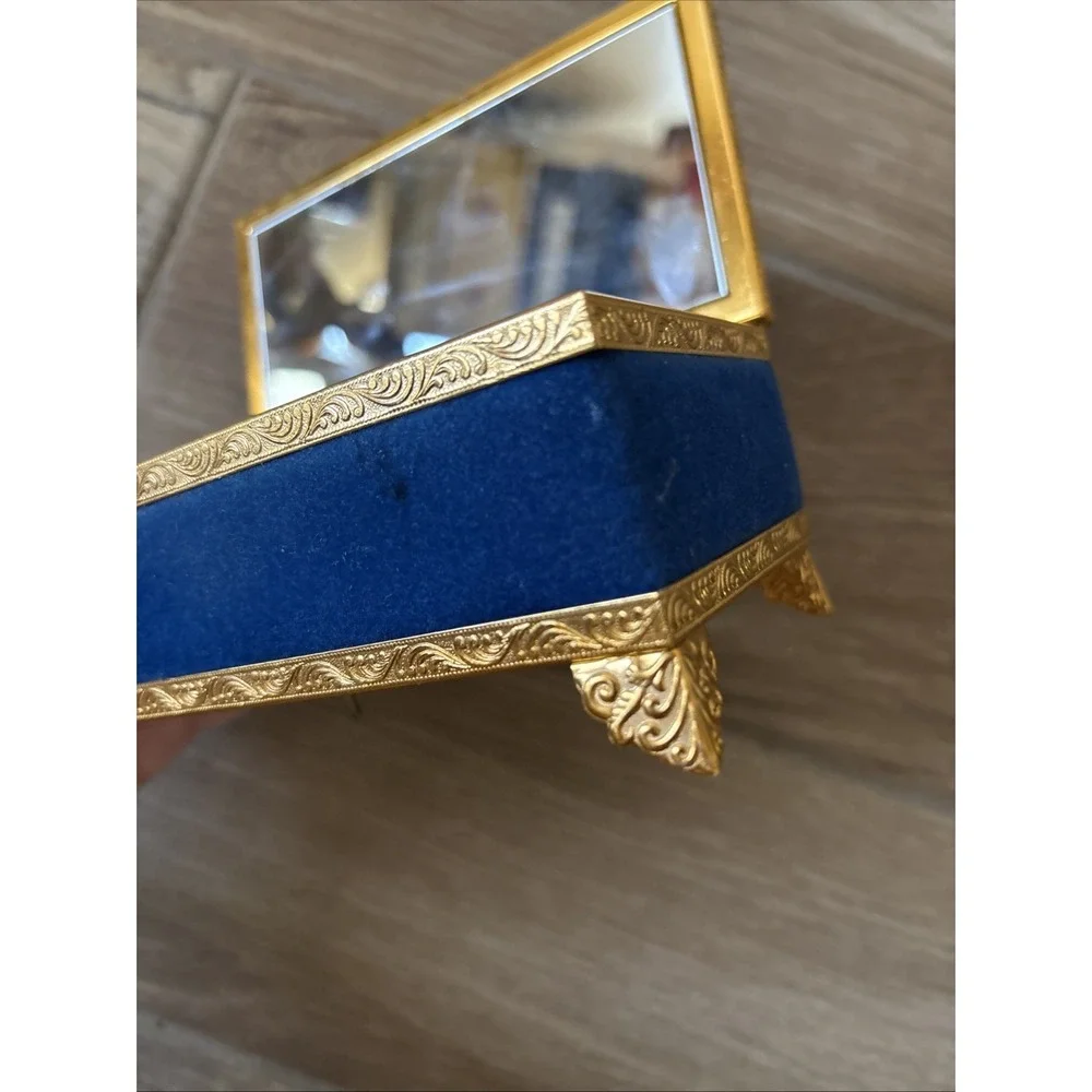 Arnart Japan 1966 Vintage Musical Jewelry Box Blue Velvet Gold Floral Vtg
